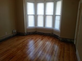 189 Regent Ave #1, Providence, RI 02908