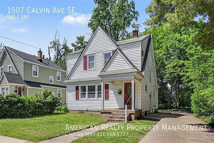1507 Calvin Ave SE