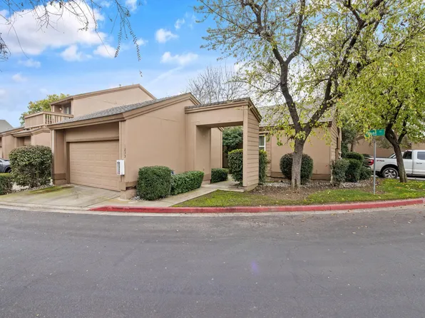 1233 S Kent Street, Visalia, CA 93277