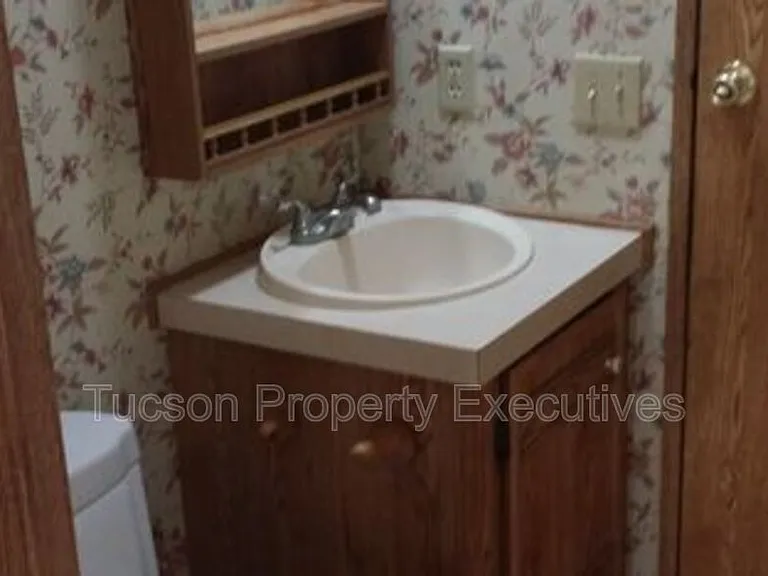 3350 N Chapel Ave #3 — Photo 3