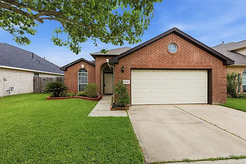 18420 Sunrise Pines Dr Photo 1