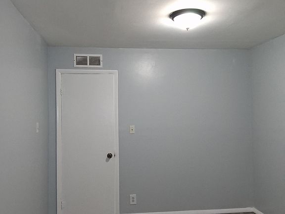 3rd image of 1417 Blossom Ave