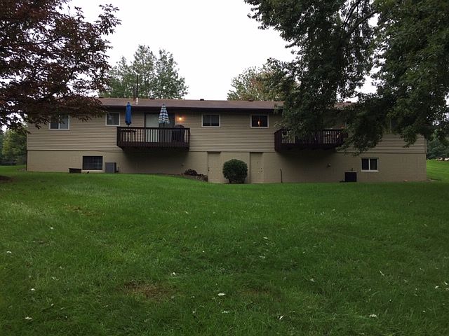 2nd image of 3927 & 3931 Lake Vista Rd