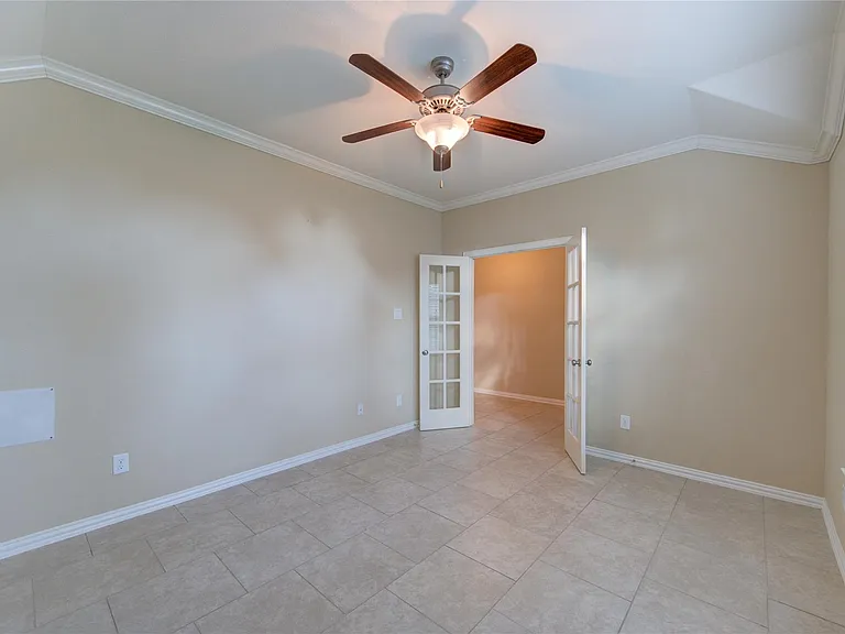 6519 Point Hollow Ln — Photo 9