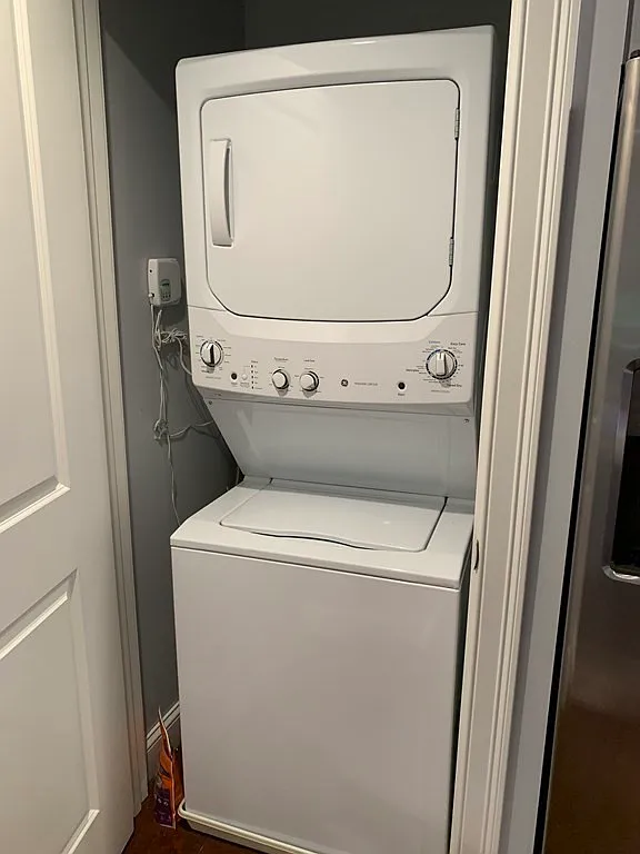 Studio, 542 sqft, $3,600 — Photo 3