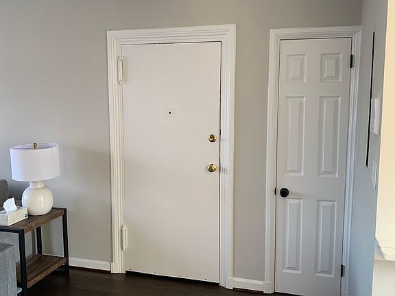 4th image of 2928 S Buchanan St APT C2