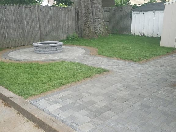 2nd image of 19 Washburn Ave #19