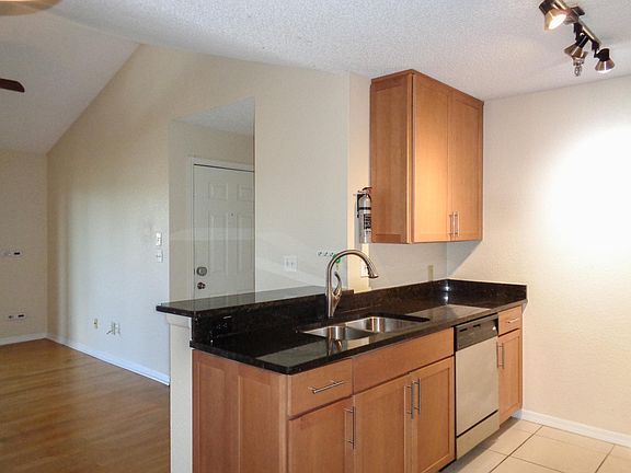 5th image of 10263 Gandy Blvd N APT 1916
