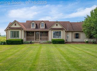 7366 E Maple Ave, Grand Blanc, MI 48439