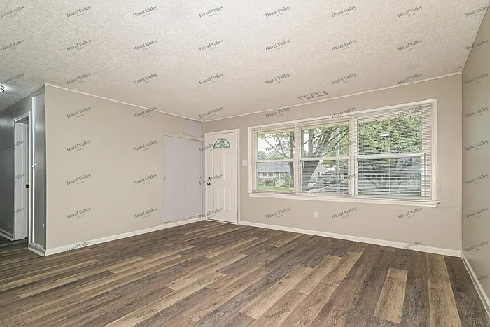 4108 Davis St — Photo 4