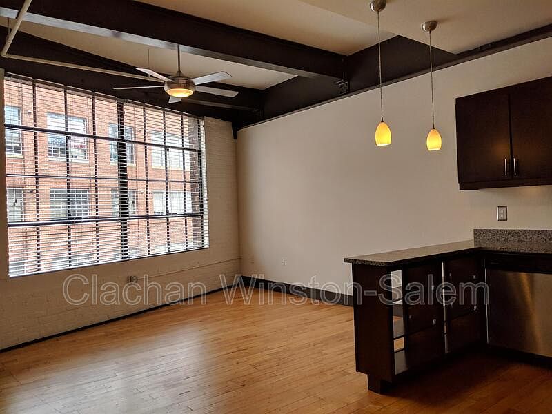 1st image of 101 E 6th St #411