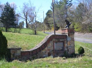 29 Sandpiper Ct #29, Kodak, TN 37764