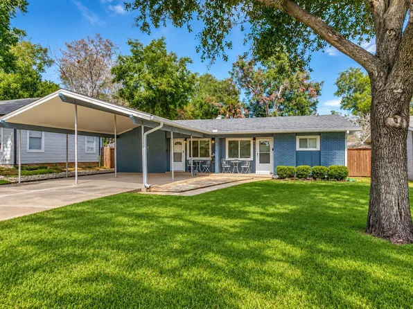 403 E Franklin St, Grapevine, TX 76051