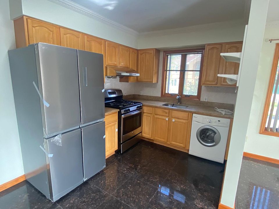 1st image of 23117 67th Ave Floor 1