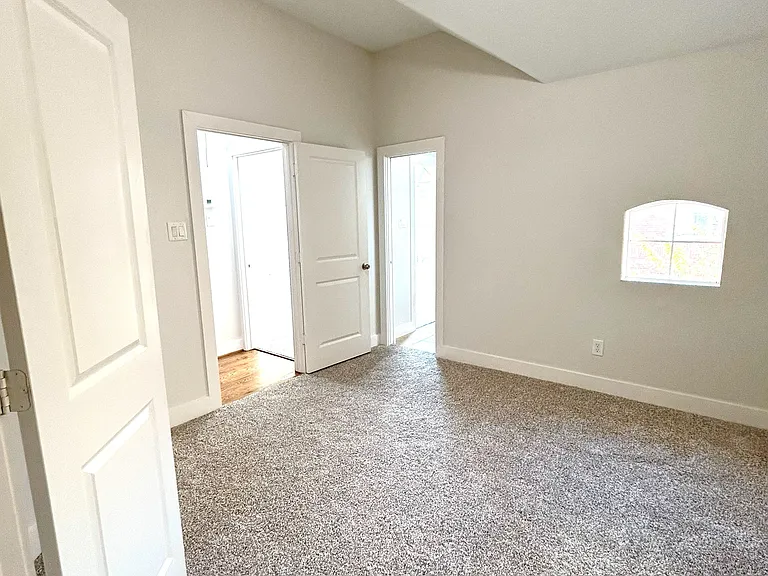 5127 Oasis Park — Photo 18