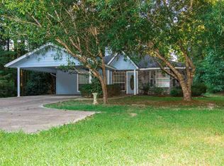 908 Verna St, Jasper, TX 75951