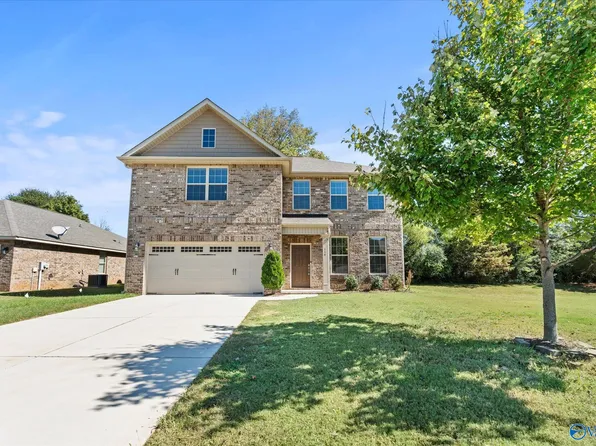 114 Summer Pointe Ln, Madison, AL 35757