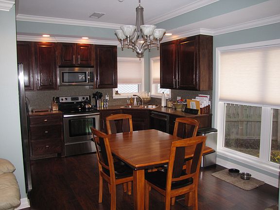 4th image of 115 Carriage Way