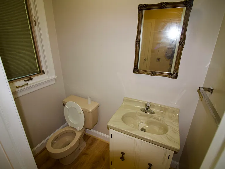 1502 Electric Rd SW — Photo 10