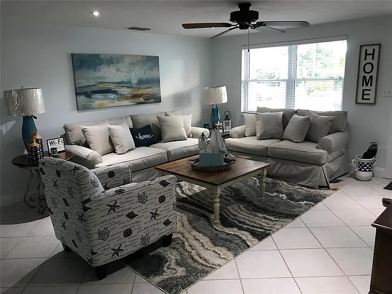 345 Avenida Leona — Photo 8
