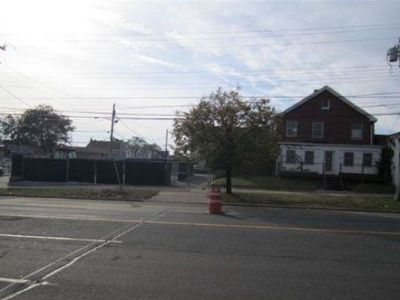 351 Hempstead Tpke, Elmont, NY, 11003