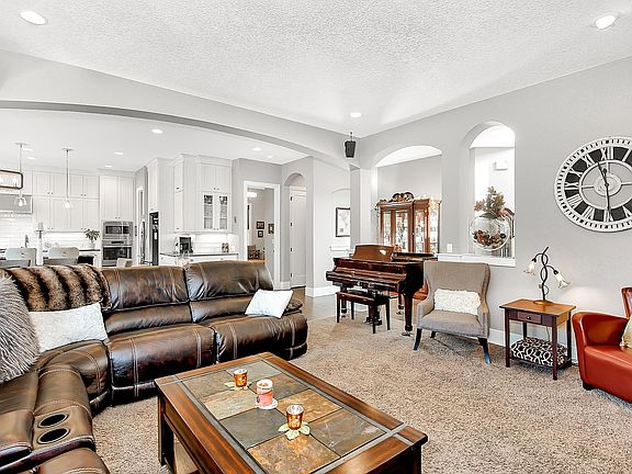 We have a new couch, see pics at the end, if renter wants house furnished.