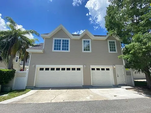 1128 Rush St #B Photo 1