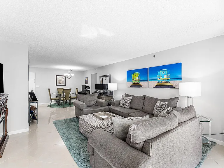 3215 S Ocean Blvd #407 — Photo 16