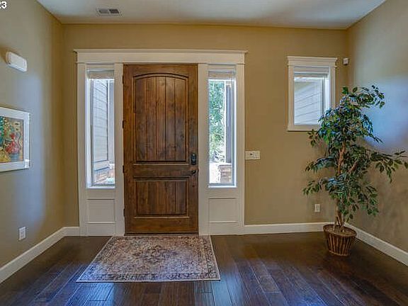 4th image of 3214 NW 104th Cir