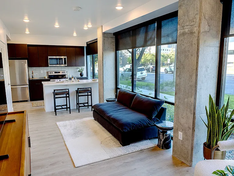 the_citizen_townhome_livingroom2