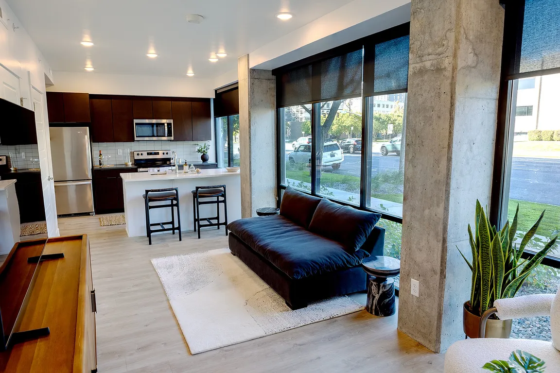 the_citizen_townhome_livingroom2