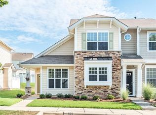 520 Bent Leaf Ct, Fort Mill, SC 29708
