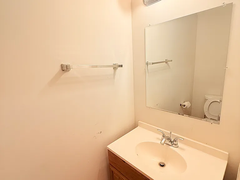 13759 Lark Song Dr — Photo 32