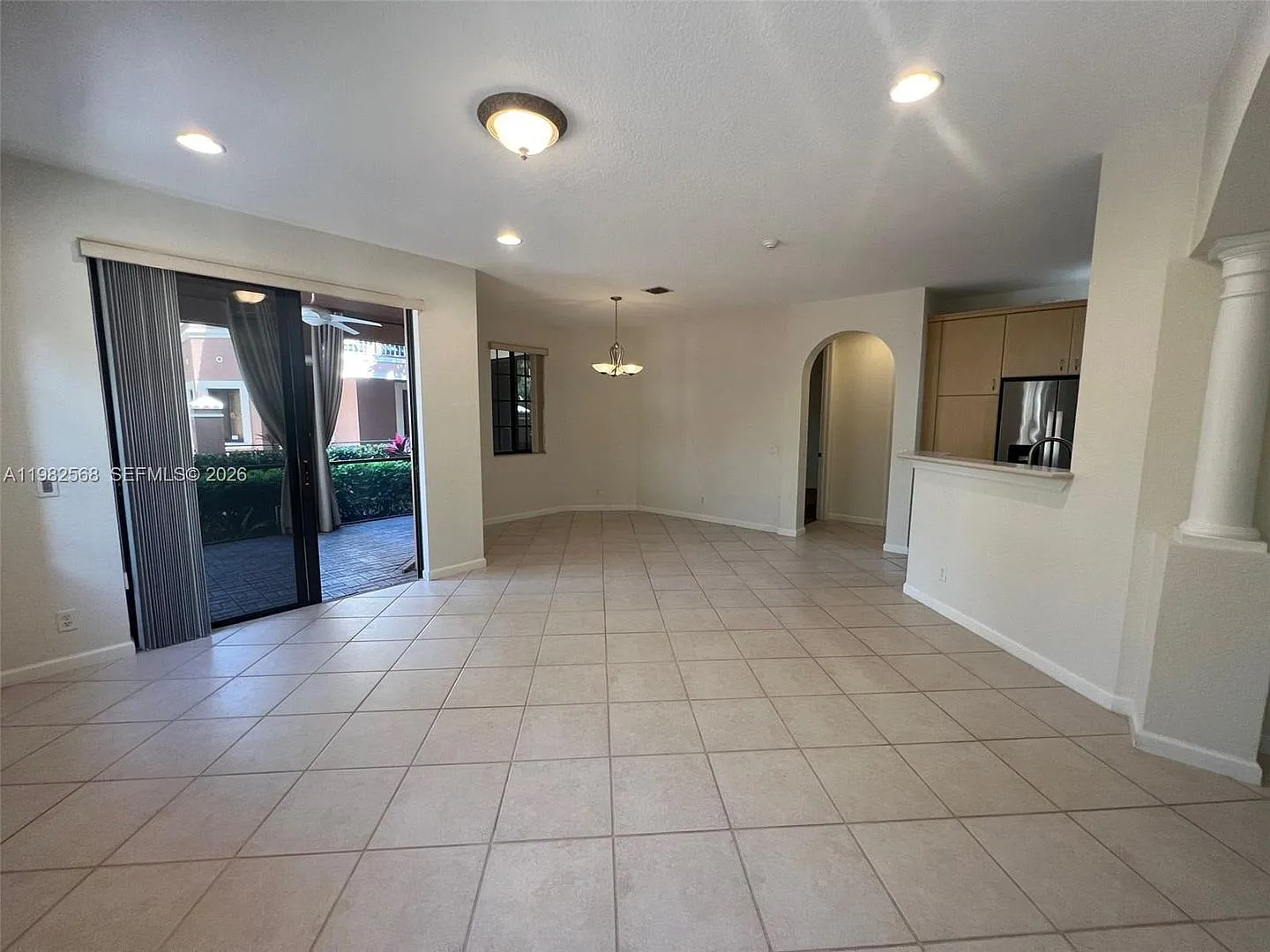 2816 Kinsington Circle 28-1, Weston, FL 33332 — Photo 4