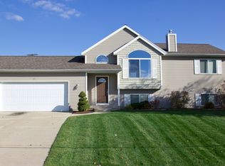 180 Sunset Hills Ave SW, Grand Rapids, MI 49534