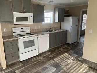 2nd image of 2626 Washington Ave #206-506