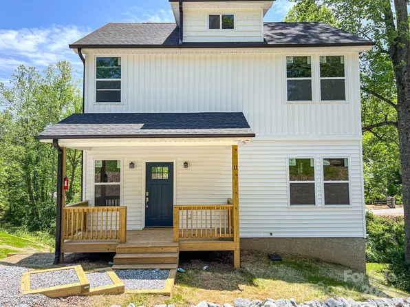 11 George Allen Rdg, Arden, NC 28704