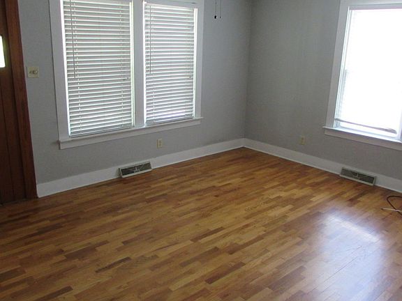2nd image of 1459 Pemiscot St