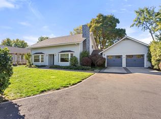 1089 Brookdale Ave, Medford, OR 97504