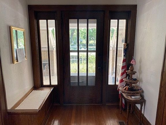 3rd image of 504 N Walnut St