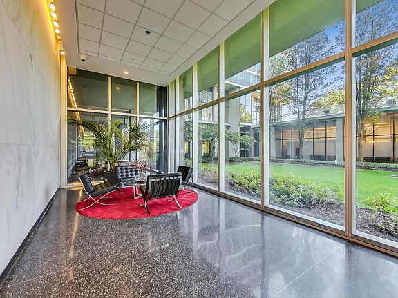 2nd image of 9655 Woods Dr Unit 1105