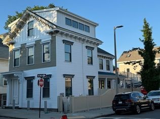 384 K St, South Boston, MA 02127