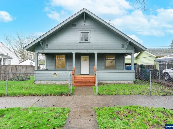 715 19th St SE, Salem, OR 97301