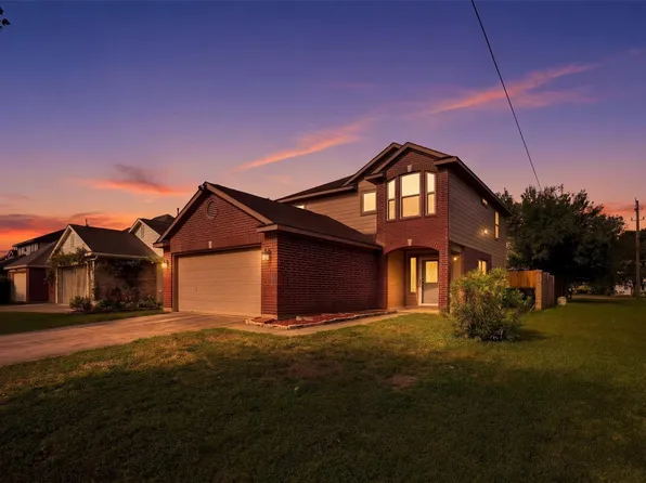 8902 Iron Springs Dr, Houston, TX 77034