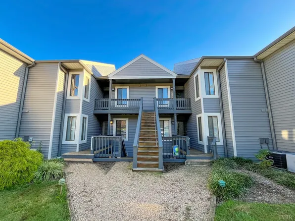 2223 Deer Run, Forest, VA 24551