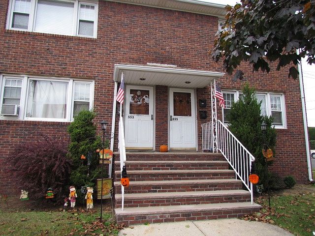 1st image of 553-555 Laurel Ave