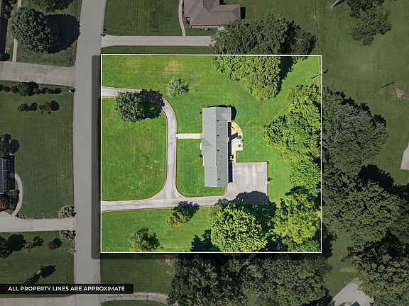 3rd image of 409 Wingate Dr