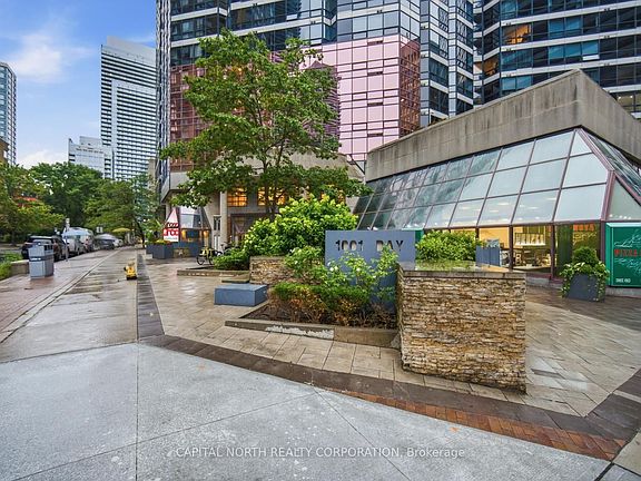 2nd image of 1001 Bay St #610