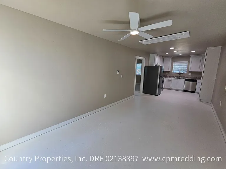 2122 Marlene Ave — Photo 4