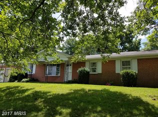 8498 Summit Point Rd, Charles Town, WV 25414
